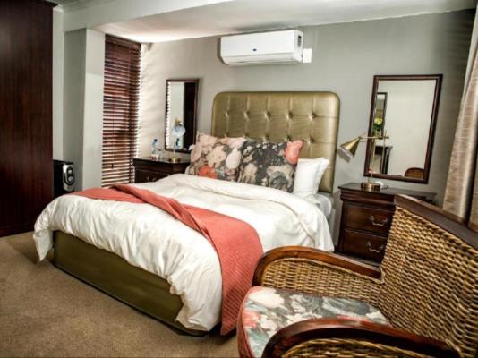 Browns Manor - 257098