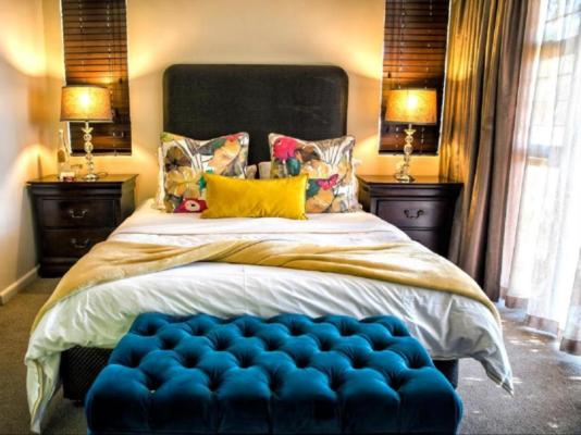 Browns Manor - 257105