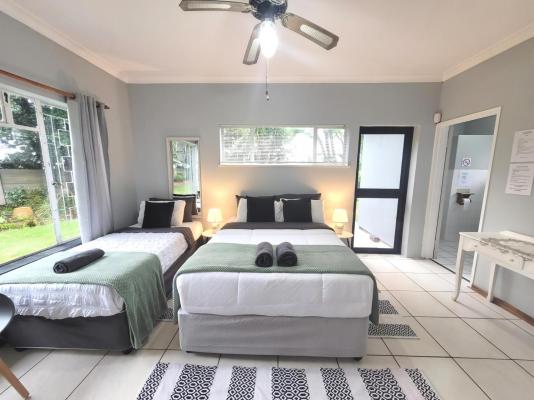 Room image 3