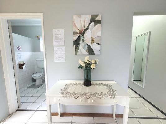 Room image 10