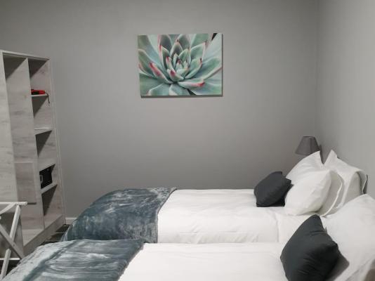 Room image 6
