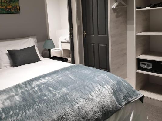 Room image 9