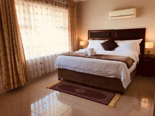 Room image 5