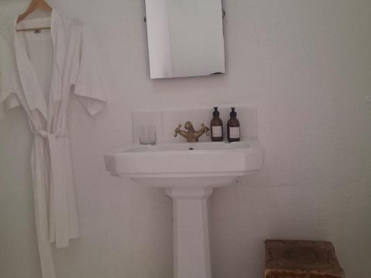 Room image 2