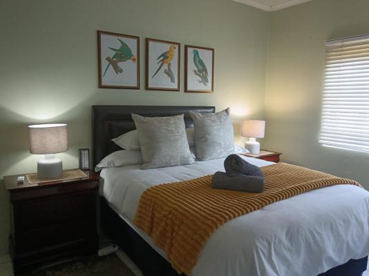 Hillton Manor Self-catering Accommodation - 258110