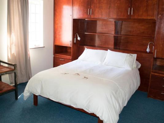 Bateleur Self Catering  - 258154
