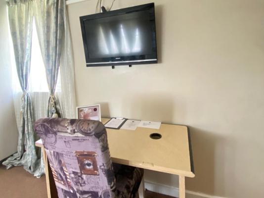 Room image 1