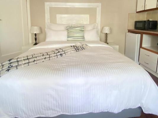 Room image 3