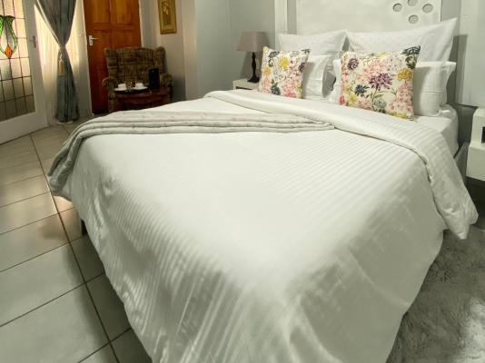 Room image 3