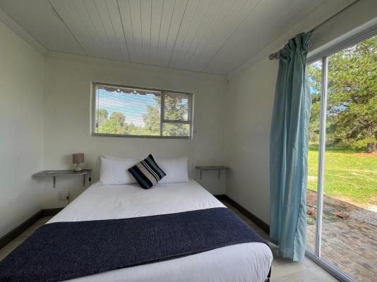 Room image 4