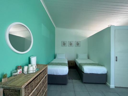 Room image 4