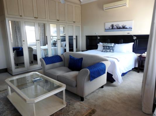 Room image 10