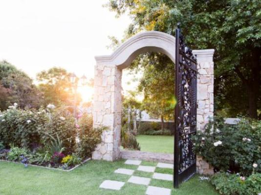 Burkleigh House - Garden