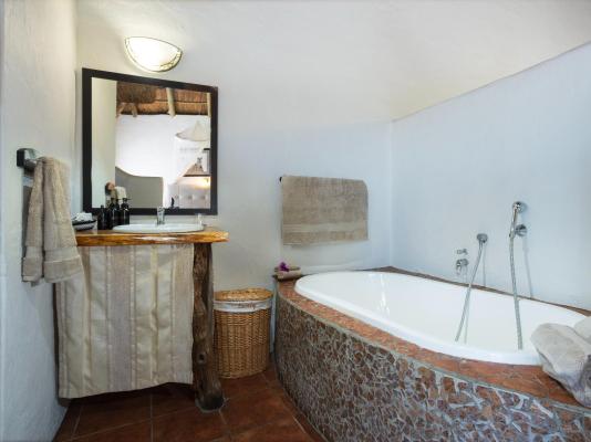 Elephants Footprint Lodge - 259094