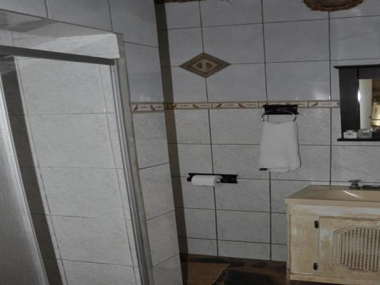 Room image 6