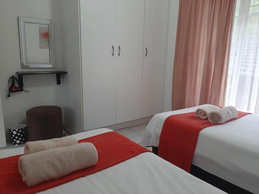 Room image 15