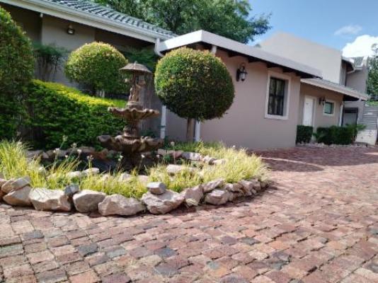 Unitas Guesthouse - Property / Building