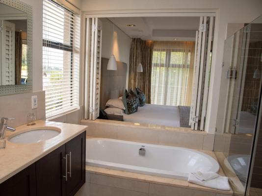 Room image 6