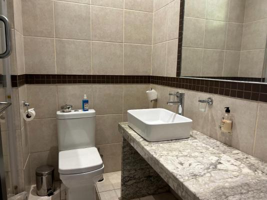 Room image 2