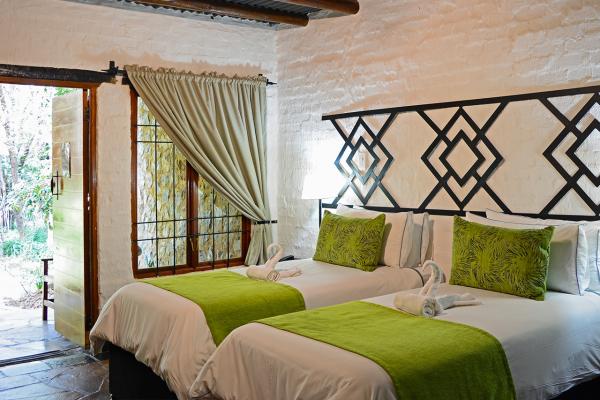Misty Hills Country Hotel - 260132