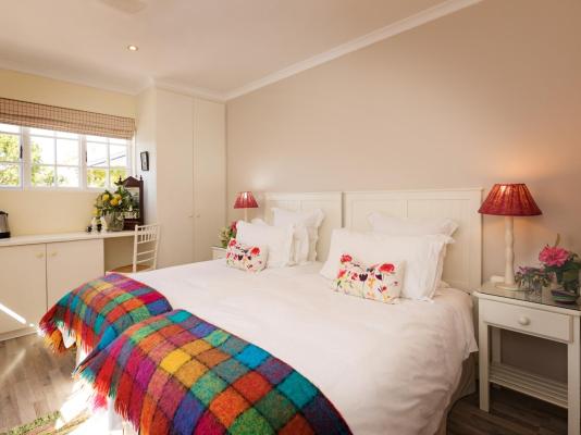Room image 2