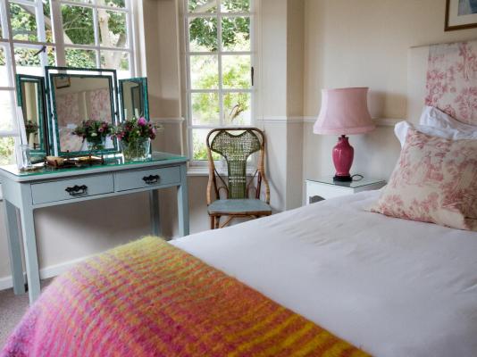 Room image 2