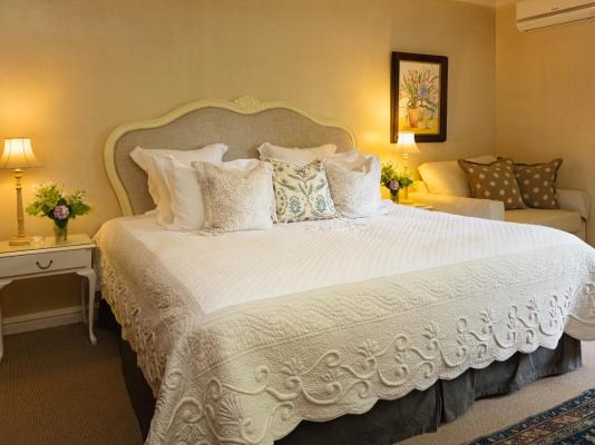 Room image 6