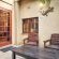 Parkers Cottages - 260821