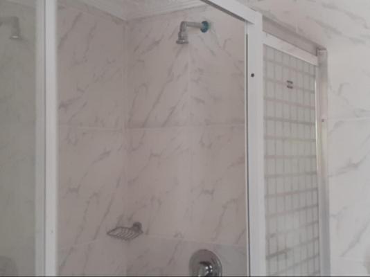 Room image 2