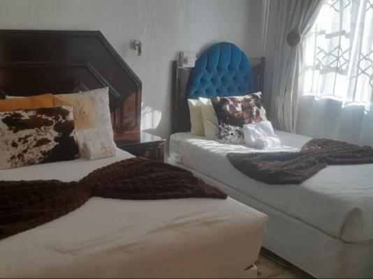 Room image 5