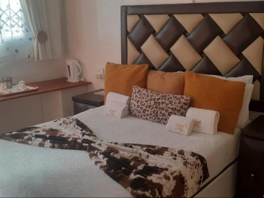 Room image 3