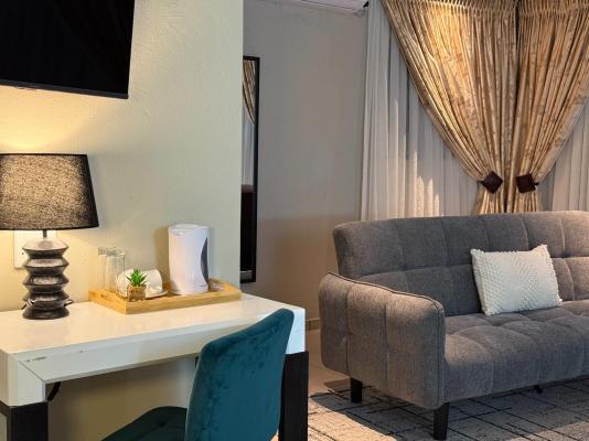 Room image 9