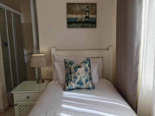 Room image 2