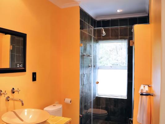Room image 3