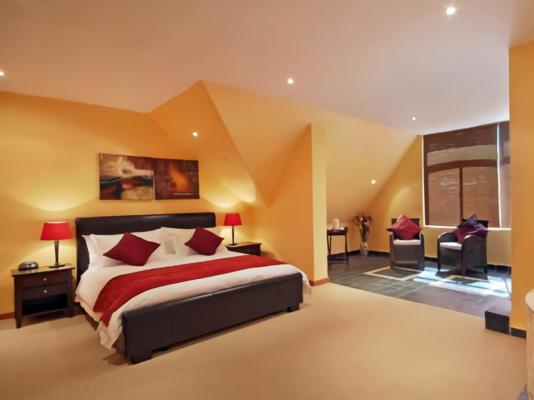 Room image 1
