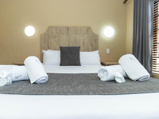 Room image 3