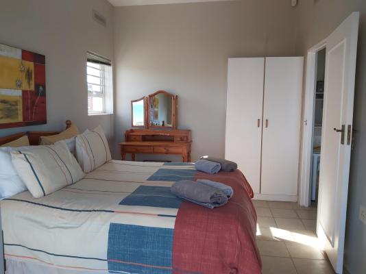 The Sparrow's Nest Beach Cottage - 262049