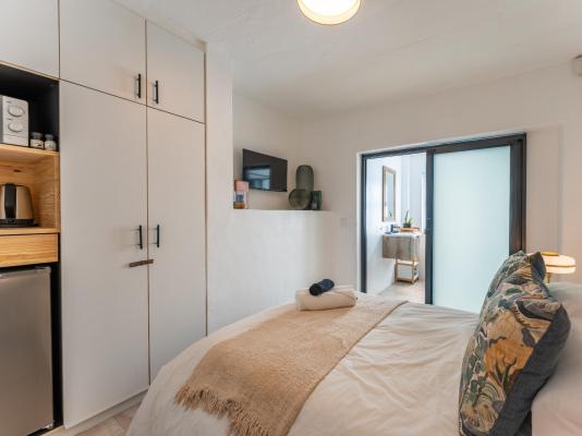 Room image 7