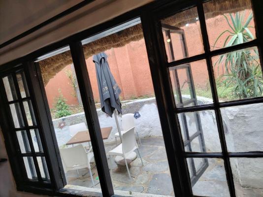 Beverly Hills Lodge - 262423