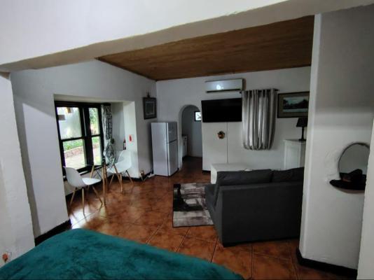 Beverly Hills Lodge - 262426