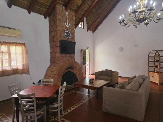Beverly Hills Lodge - 262435