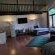Beverly Hills Lodge - 262478