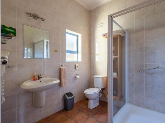 Room image 1