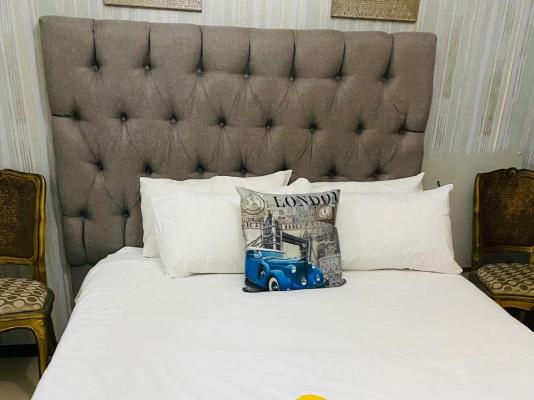 B Cubed Lodge and Restaurant - 262833