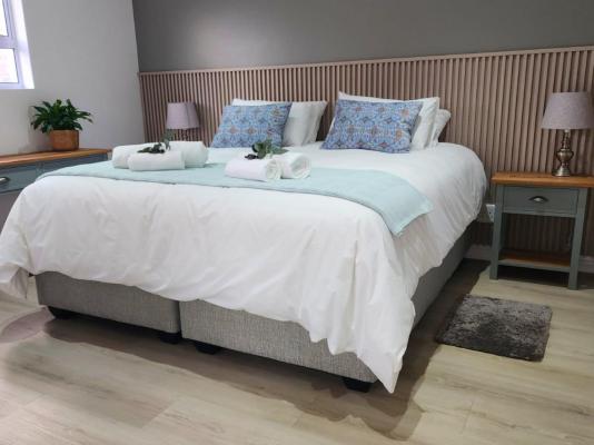 Room image 7