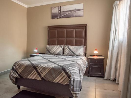 Room image 7