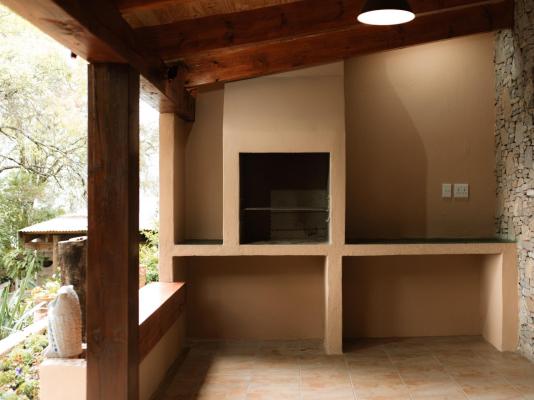 Room image 4
