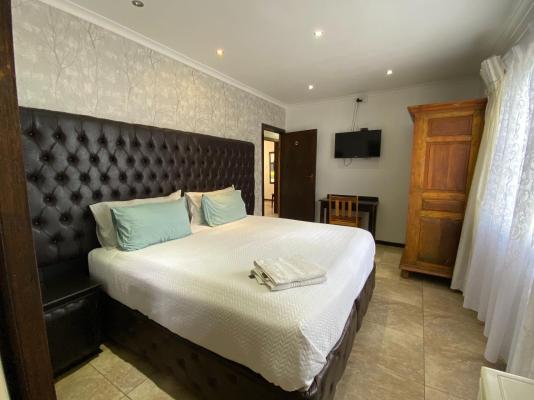 Whales Way Lodge - 263635