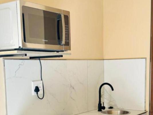 Room image 6