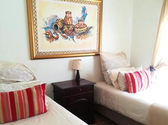 Room image 9